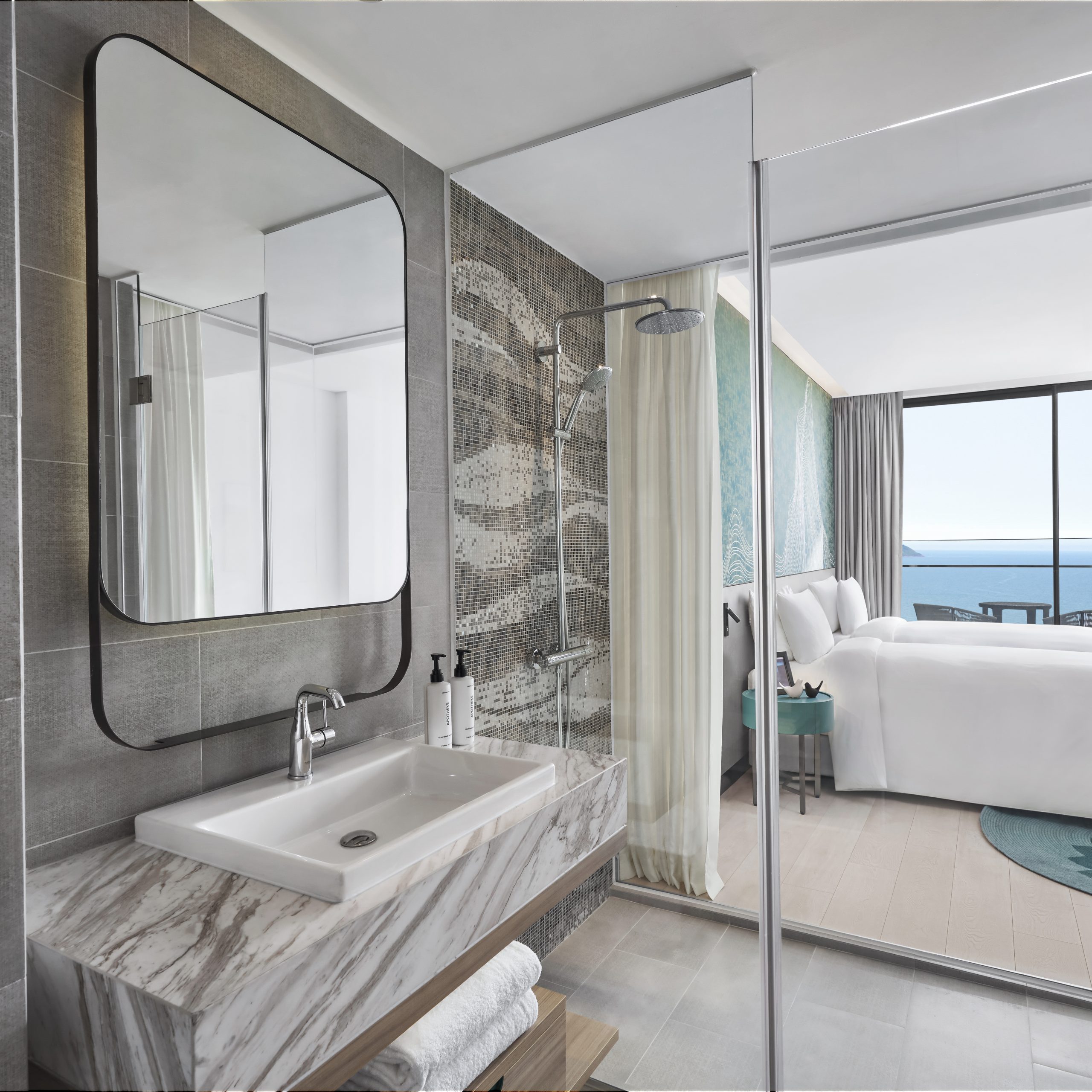 Deluxe Sea View (King/Twin)