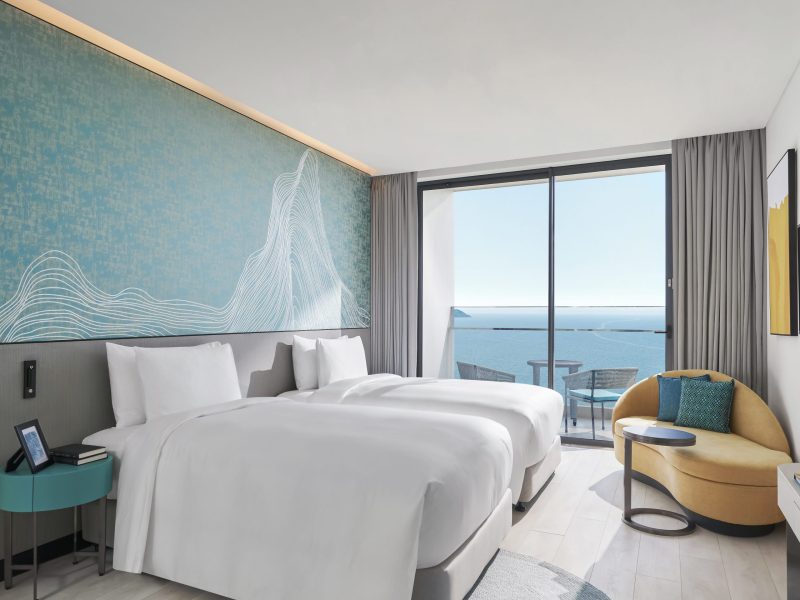 Deluxe Sea View (King/Twin)