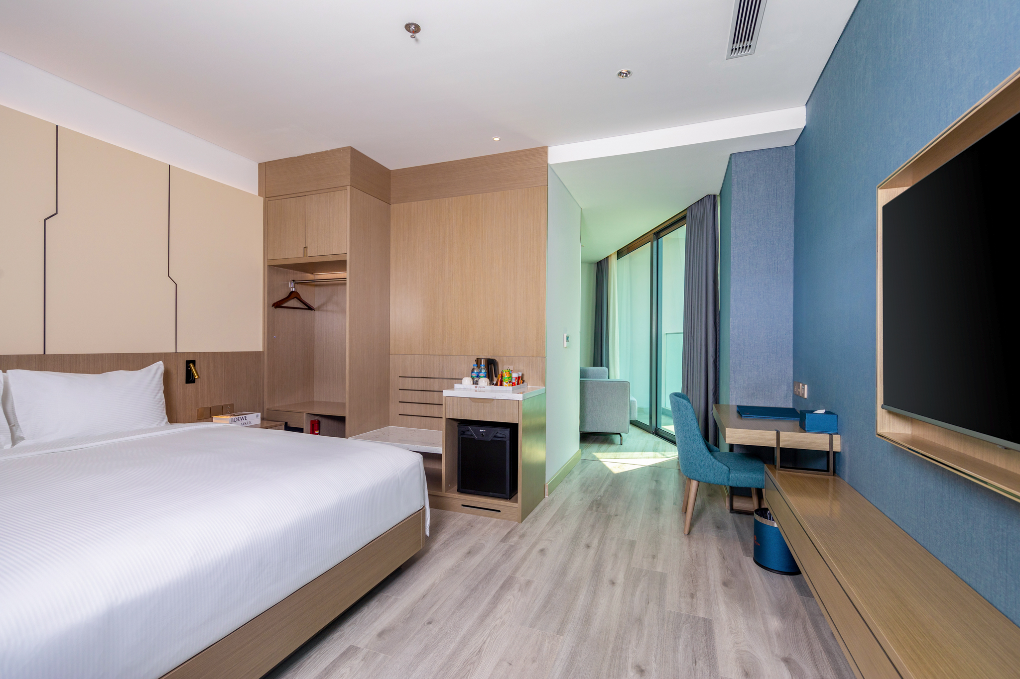 Studio Partial Sea View