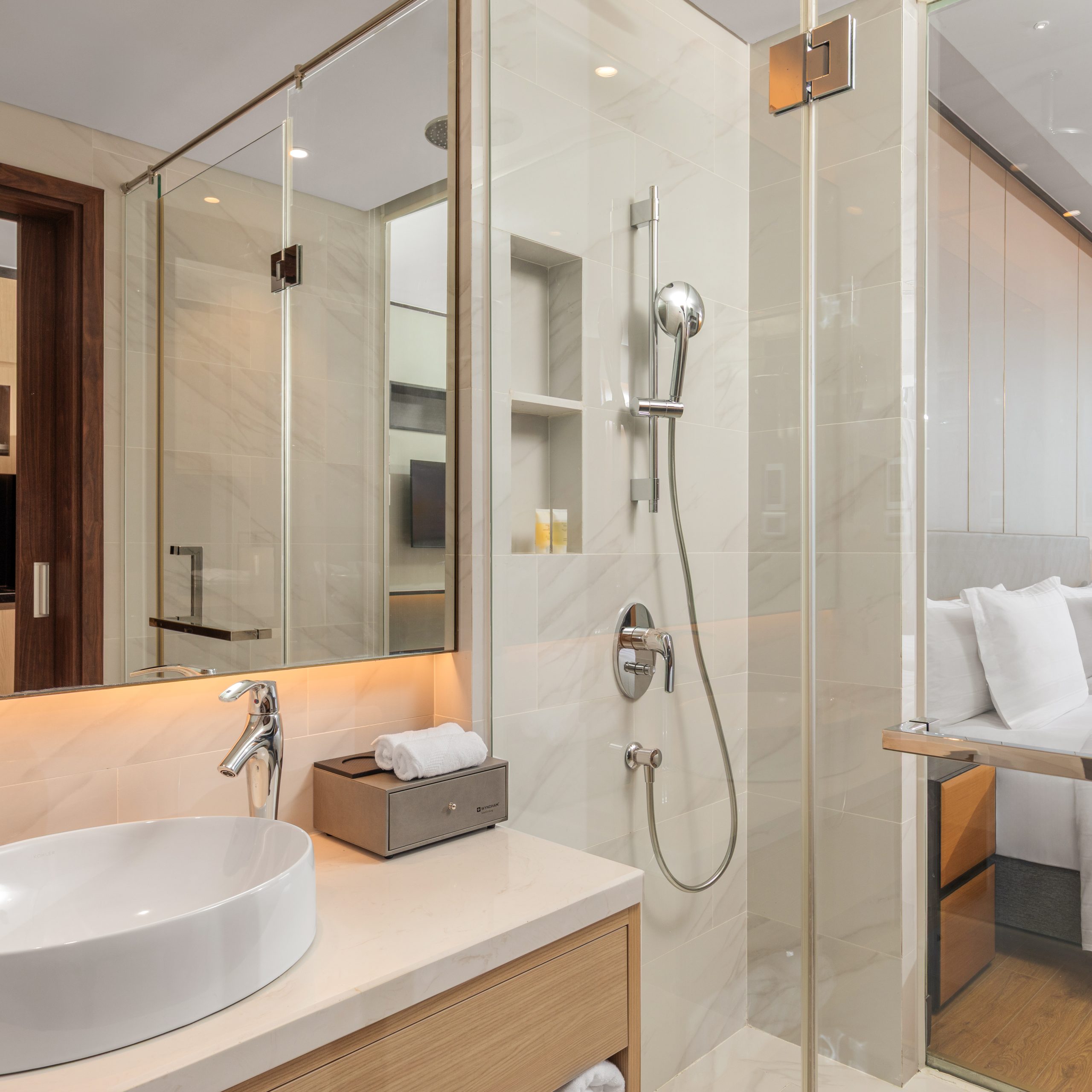 Deluxe Studio, Sea view King or Twin