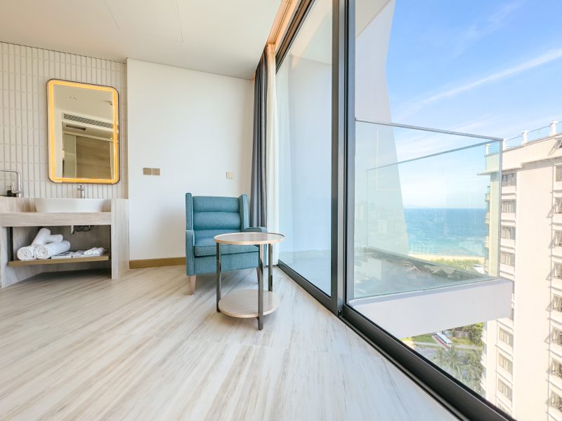 Studio Partial Sea View