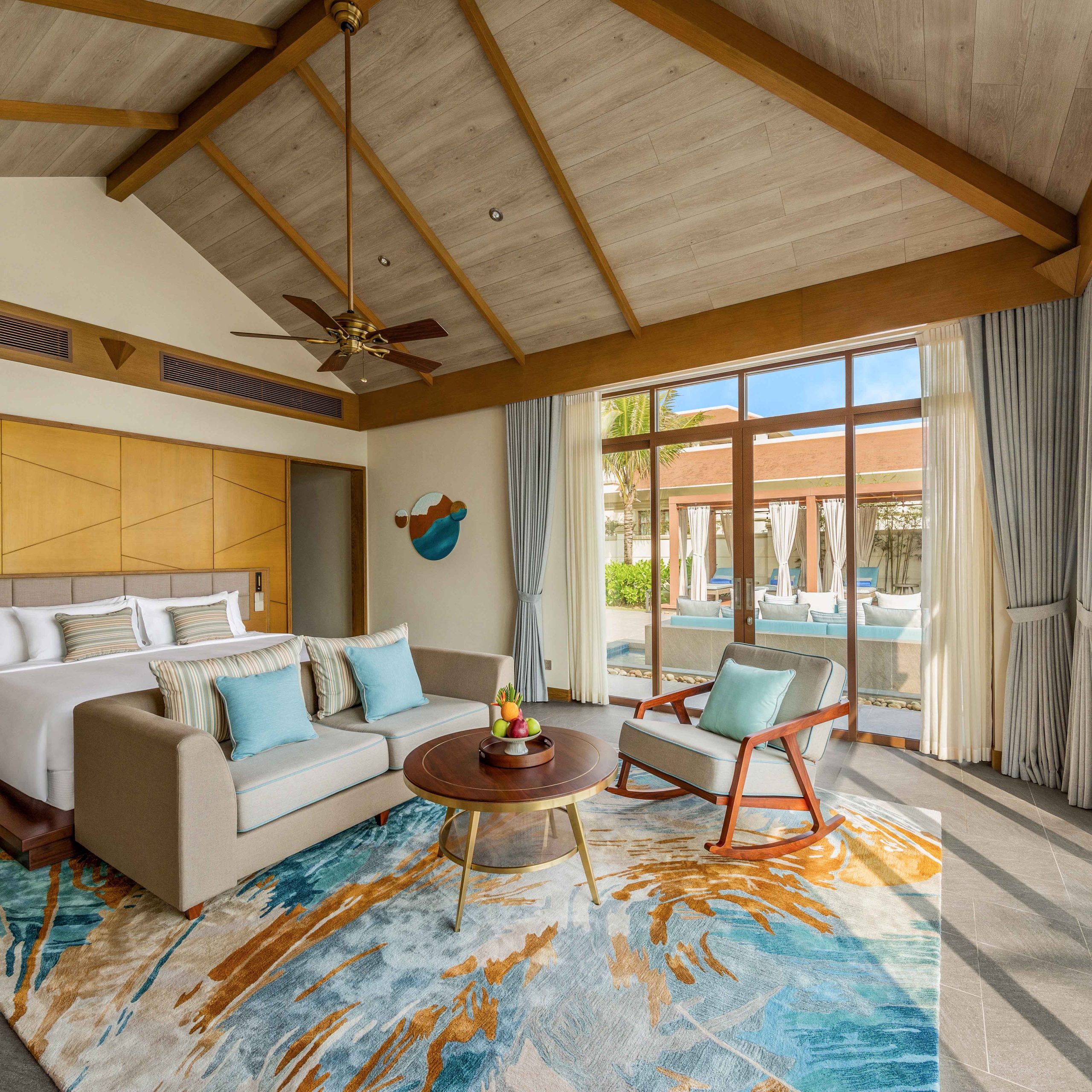 Five Bedroom Beachfront Pool Villa