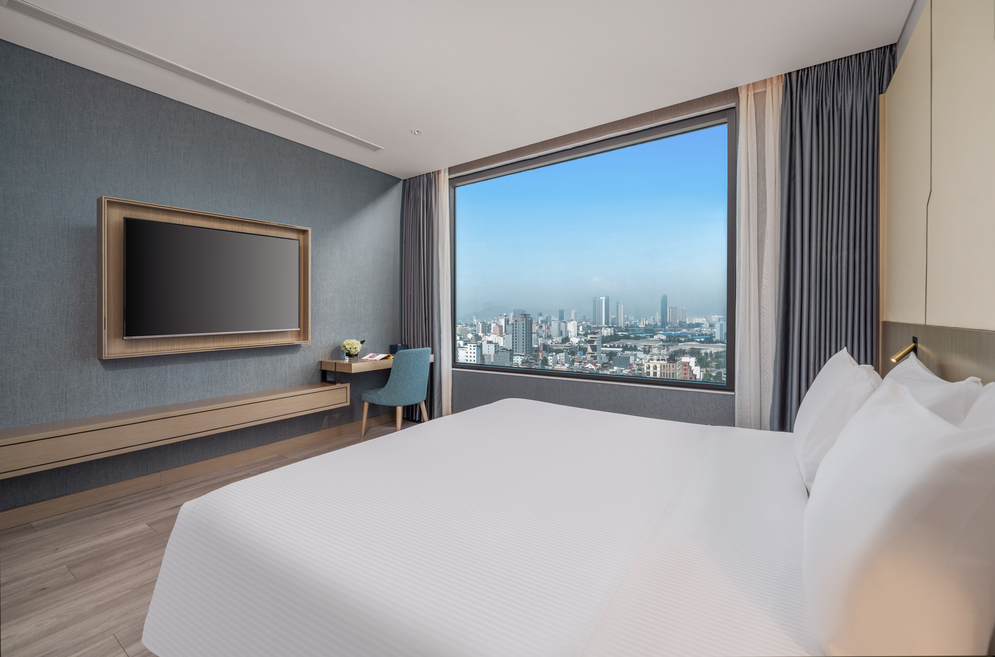 Deluxe Partial Sea View (Twin/Double)