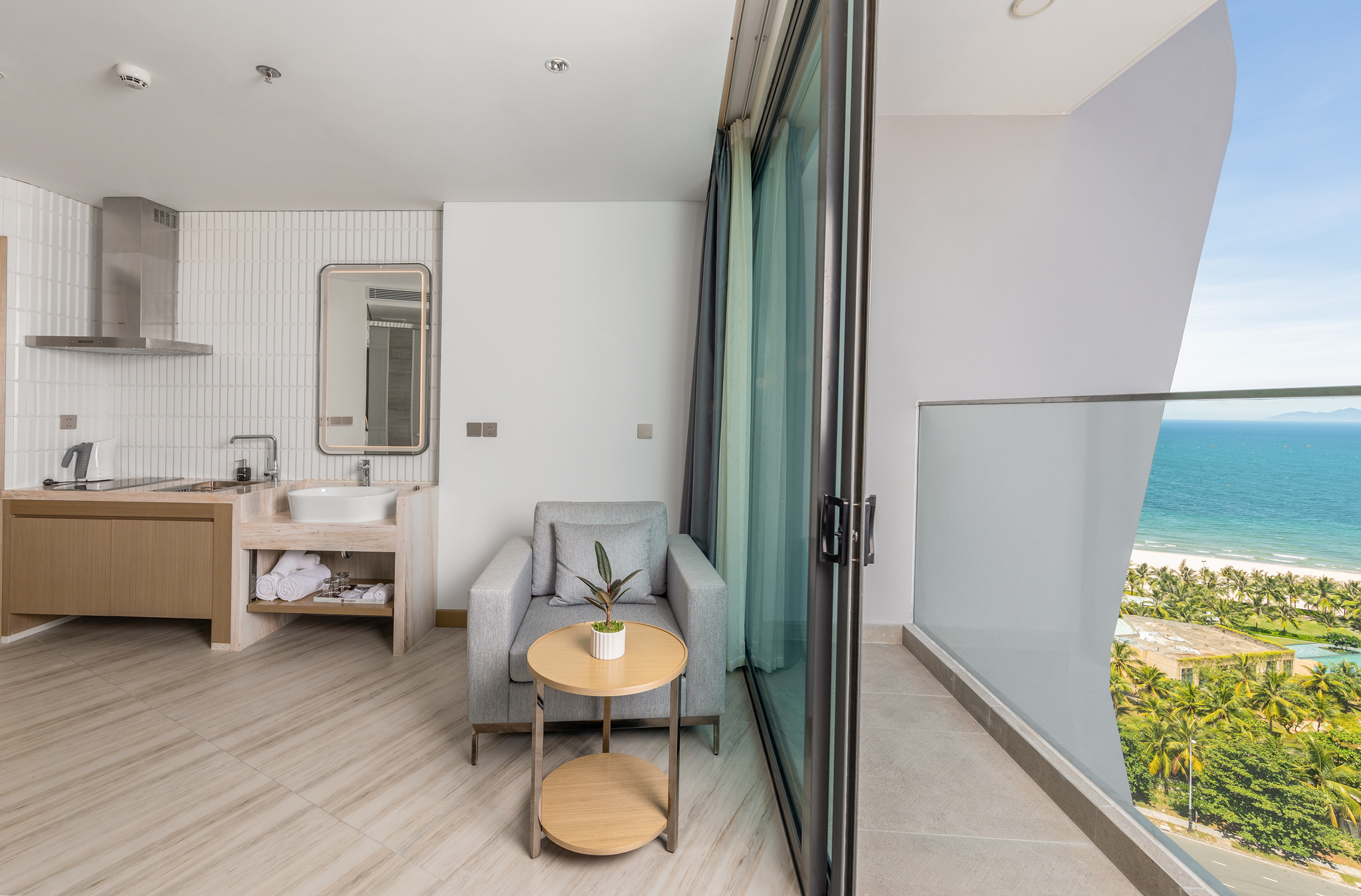 Studio Partial Sea View