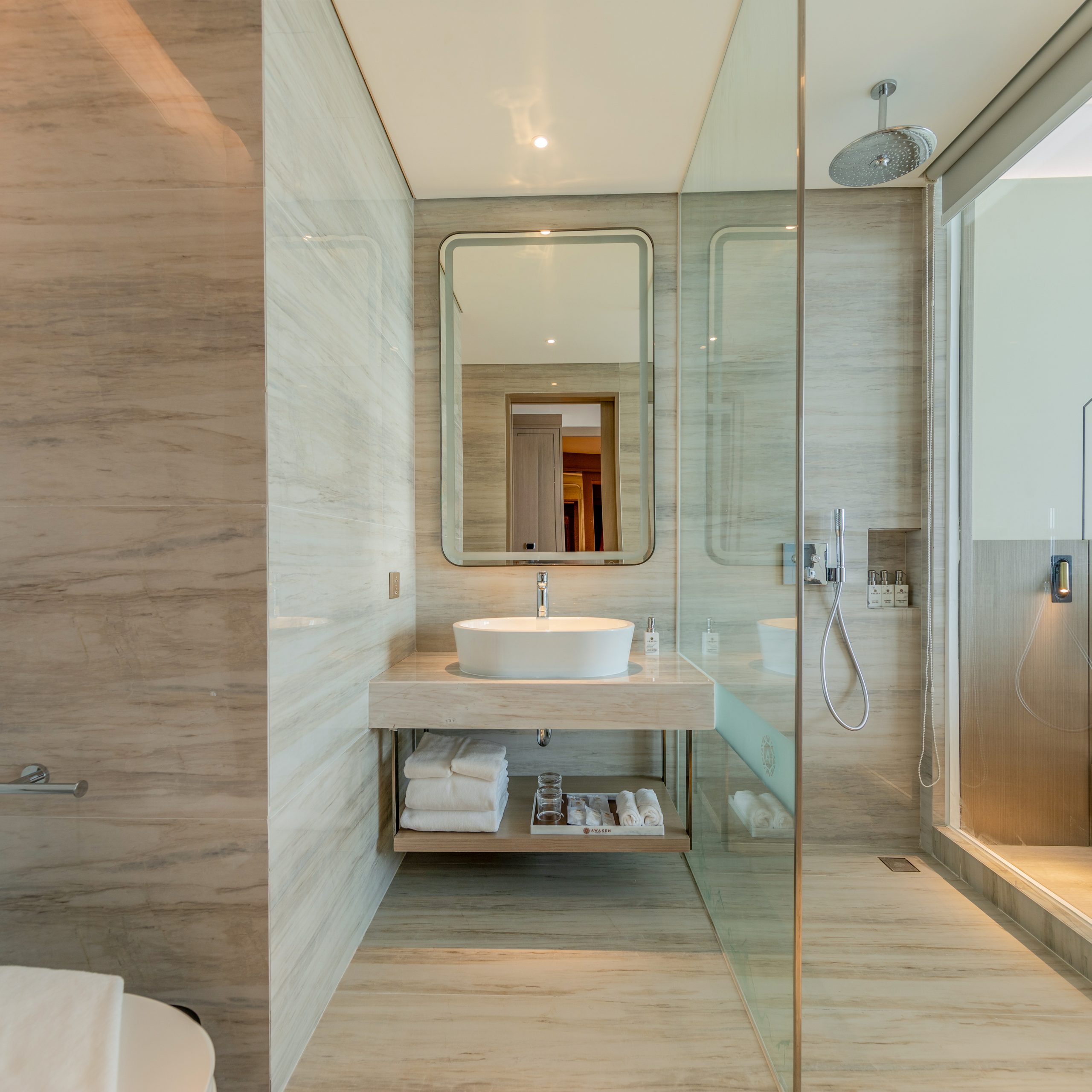 Deluxe Partial Sea View (Twin/Double)