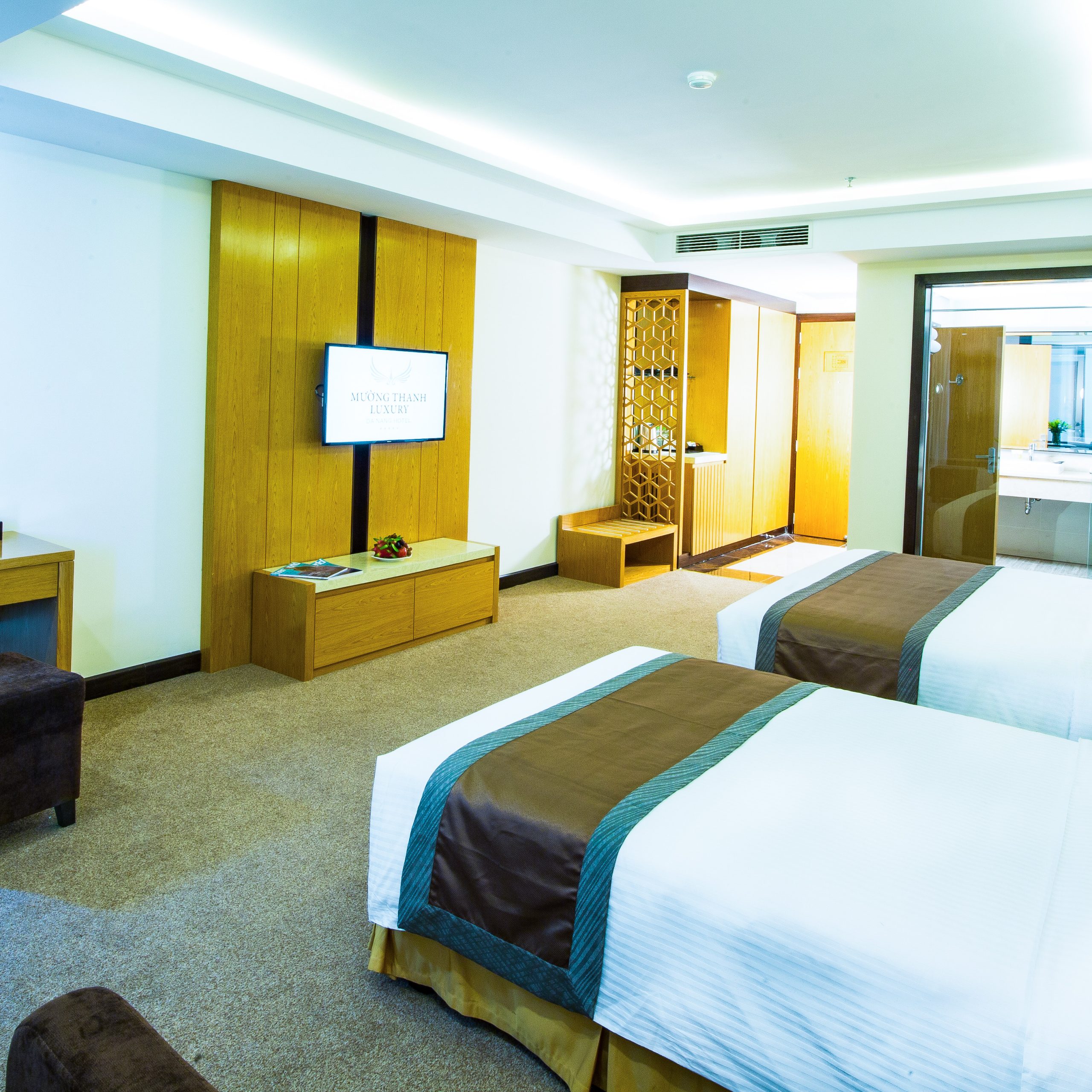 Deluxe Ocean View (Twin/King)