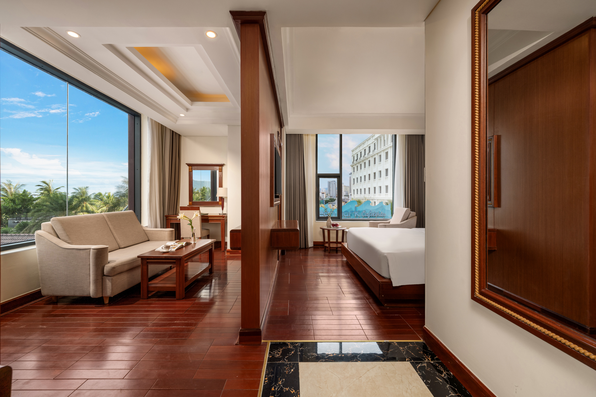 Junior Suite Ocean Front