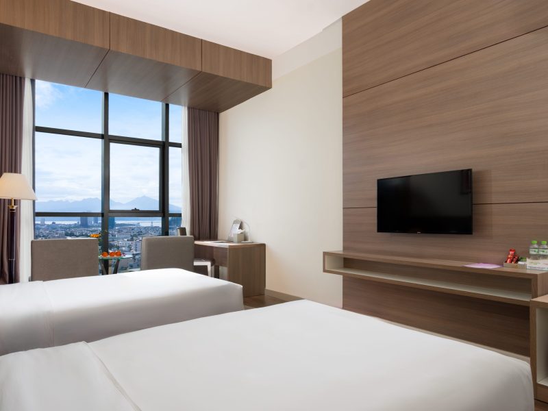 Superior City View Twin