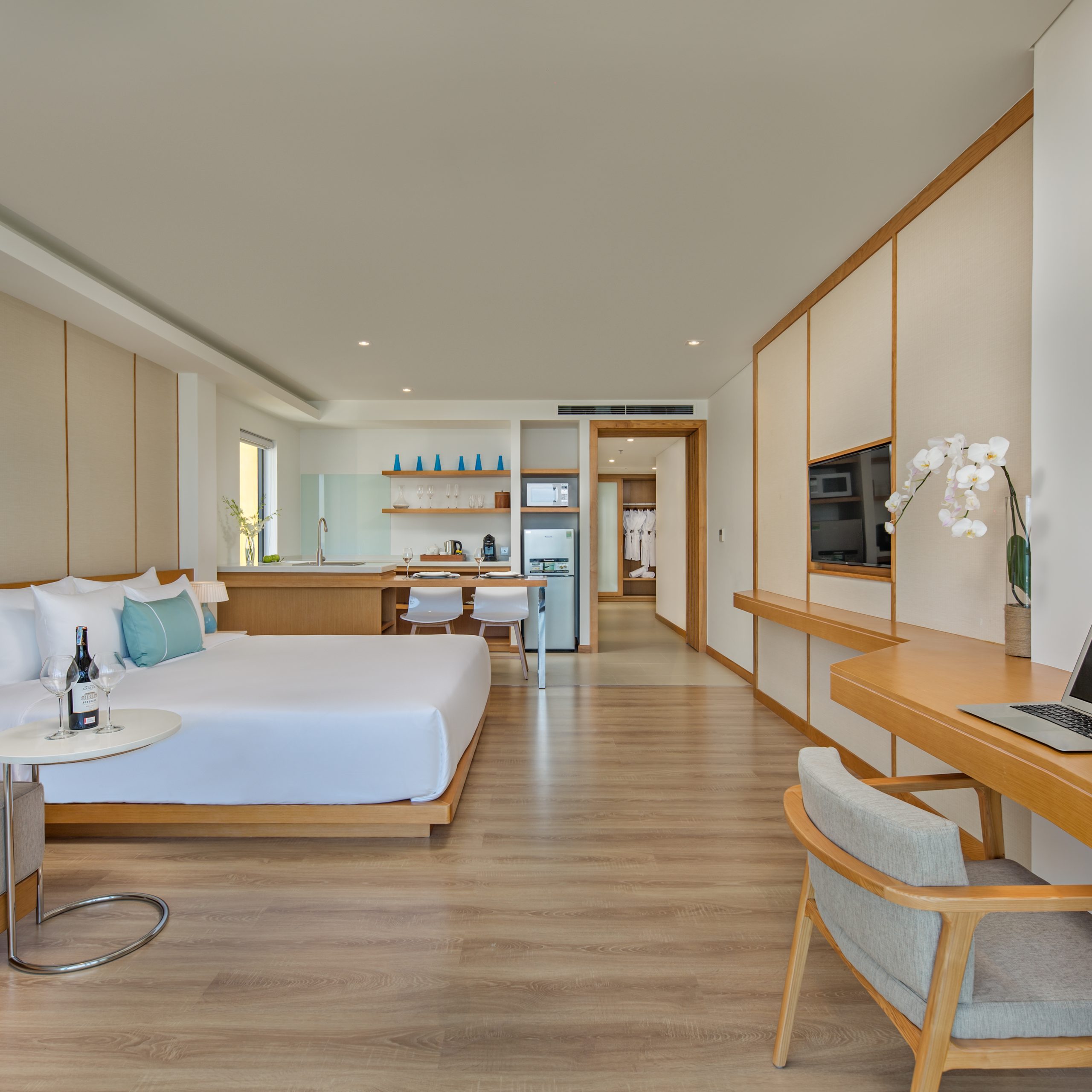 Grand Suite 2-Bedroom Connecting Ocean View (2 DBL)