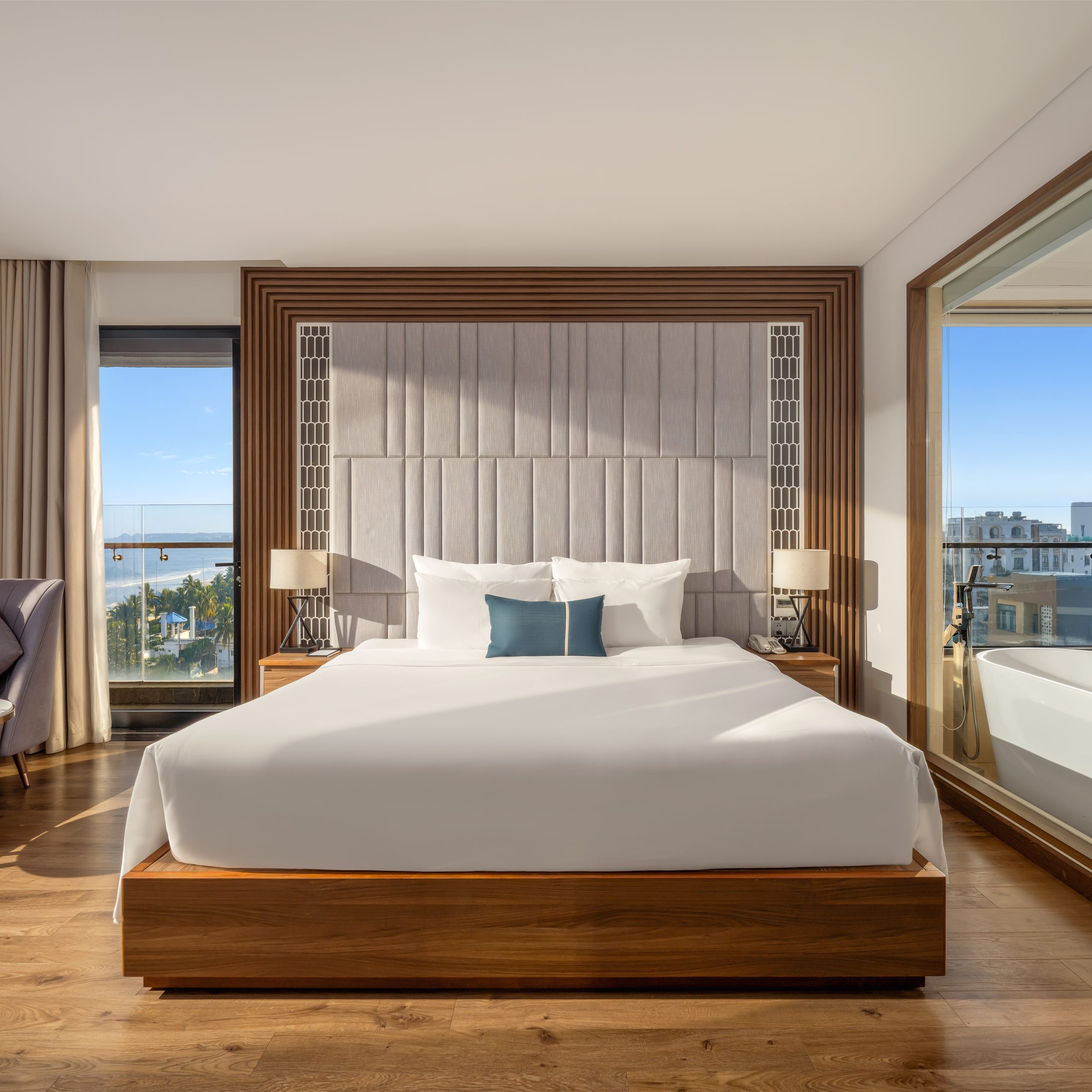 Grand Executive Ocean Queen