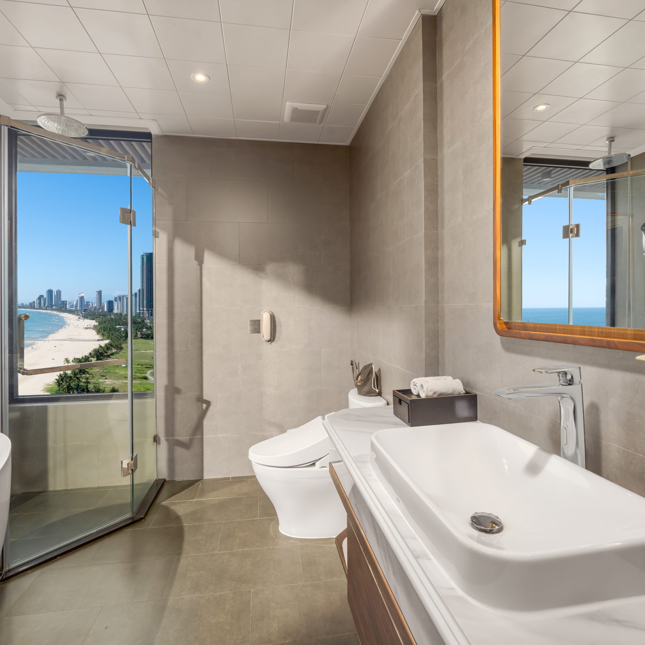 Grand Executive Ocean Twin