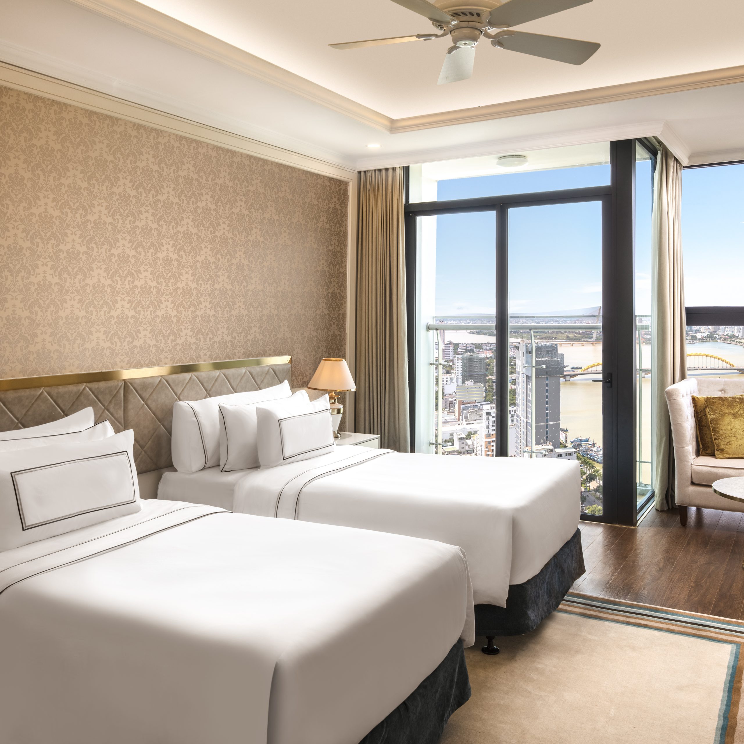 Deluxe Room Horizon View