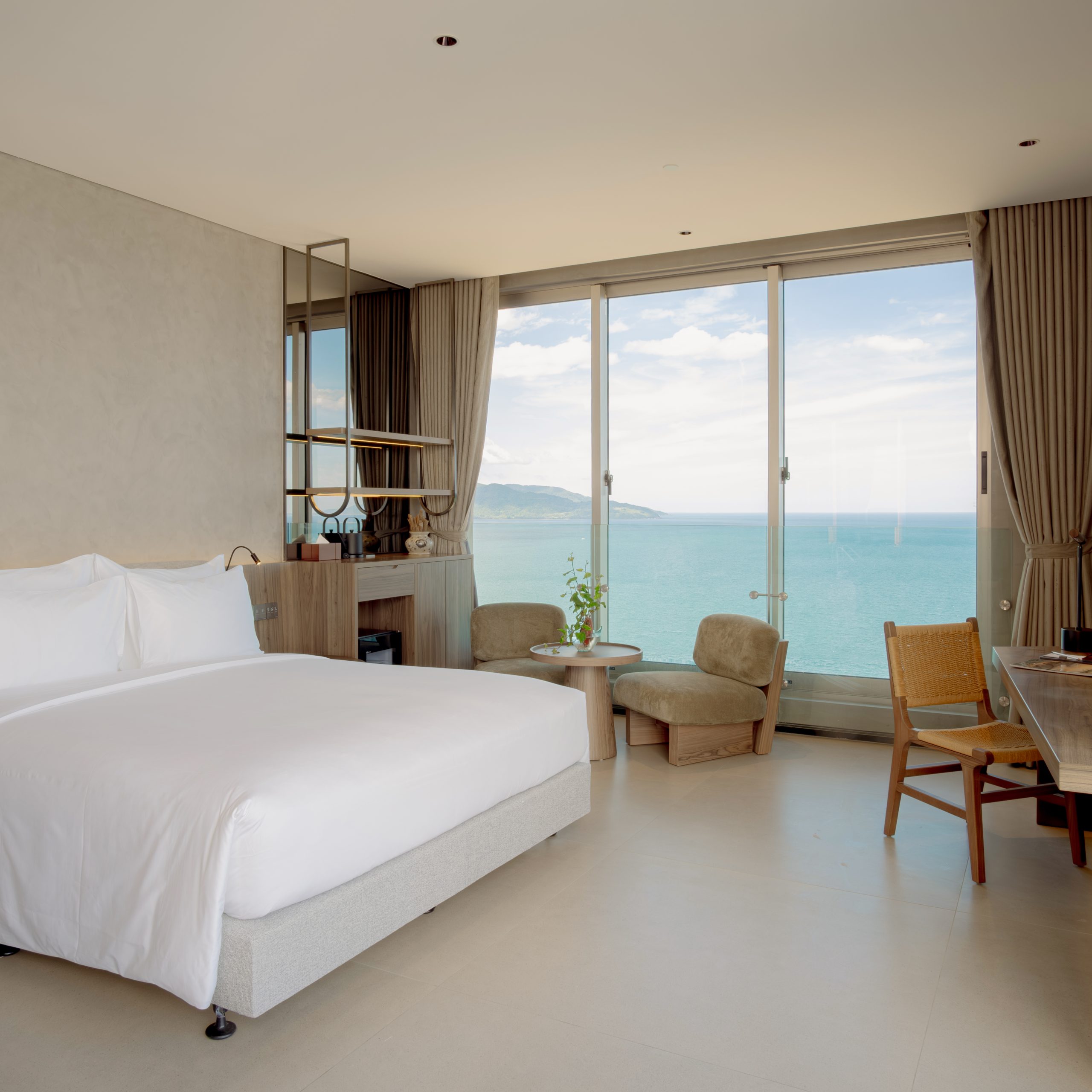 Panorama Executive Suite