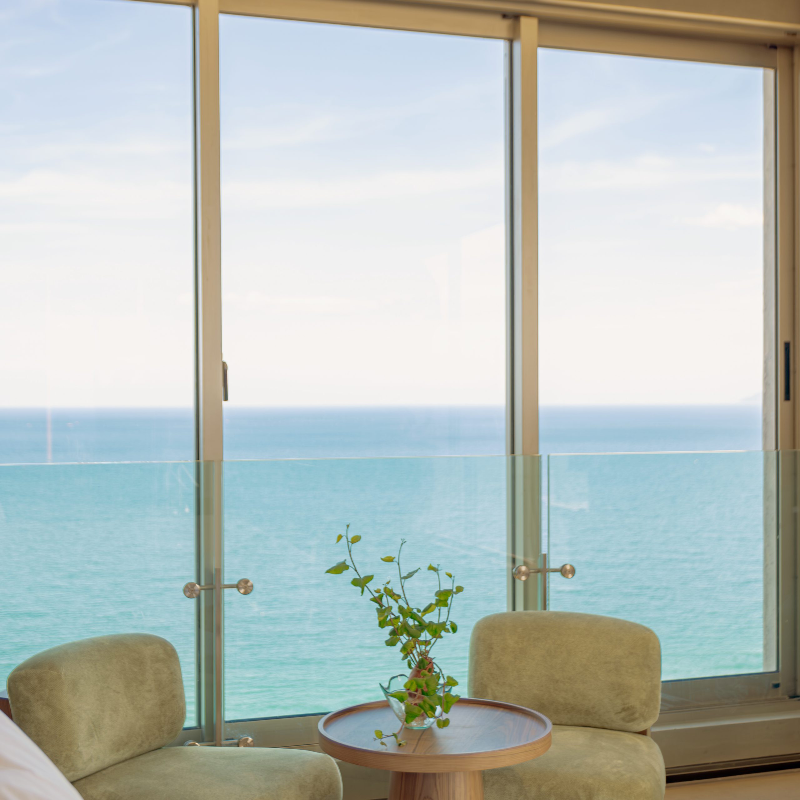 Panorama Executive Suite