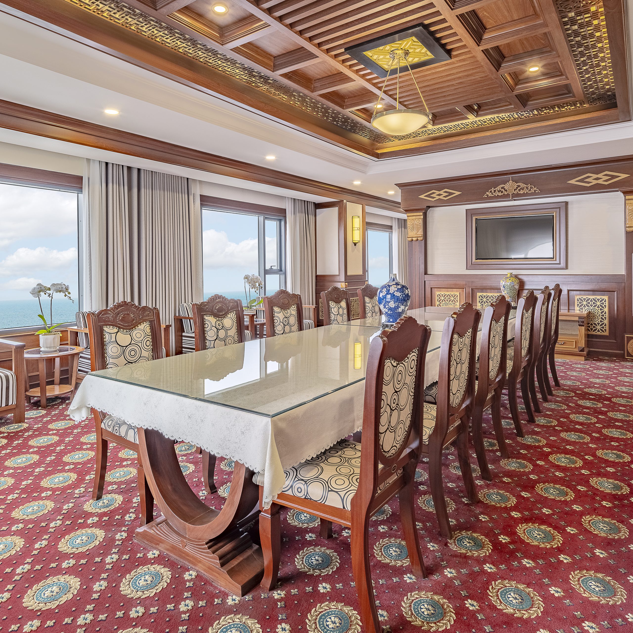 Ocean President Suite