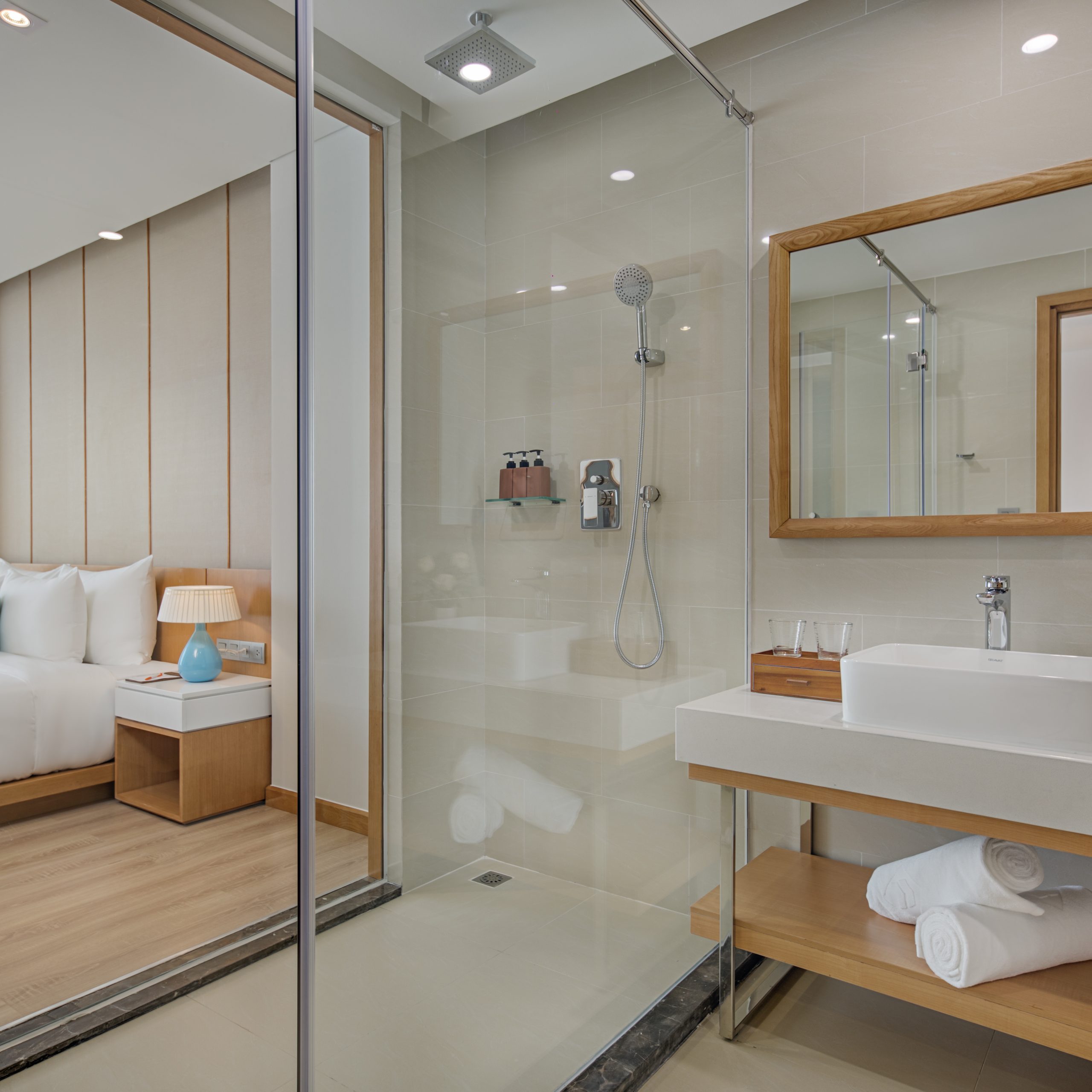 Premier Suite Oceanfront (DBL/TWN)