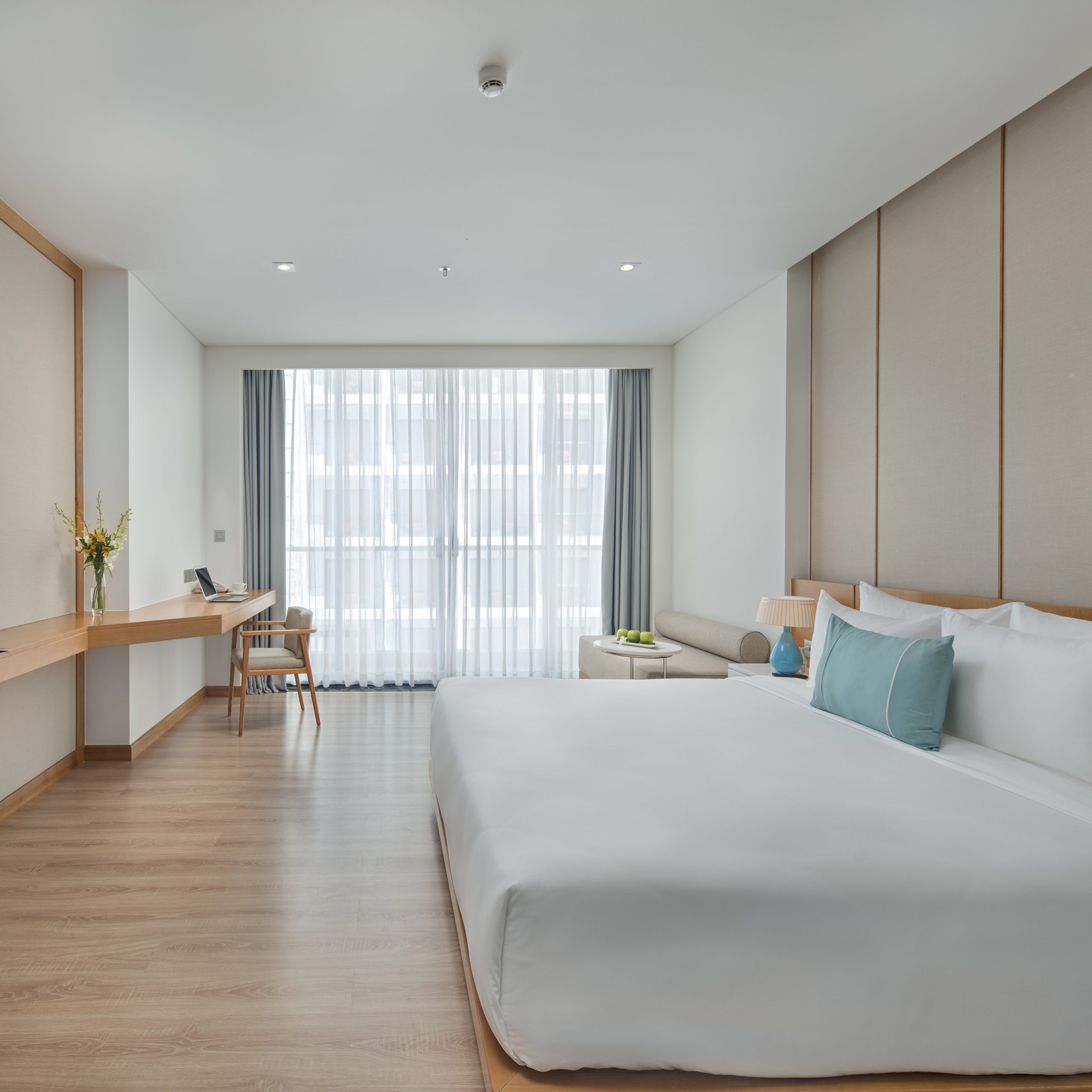 Premier Suite Partial Ocean (DBL/TWN)