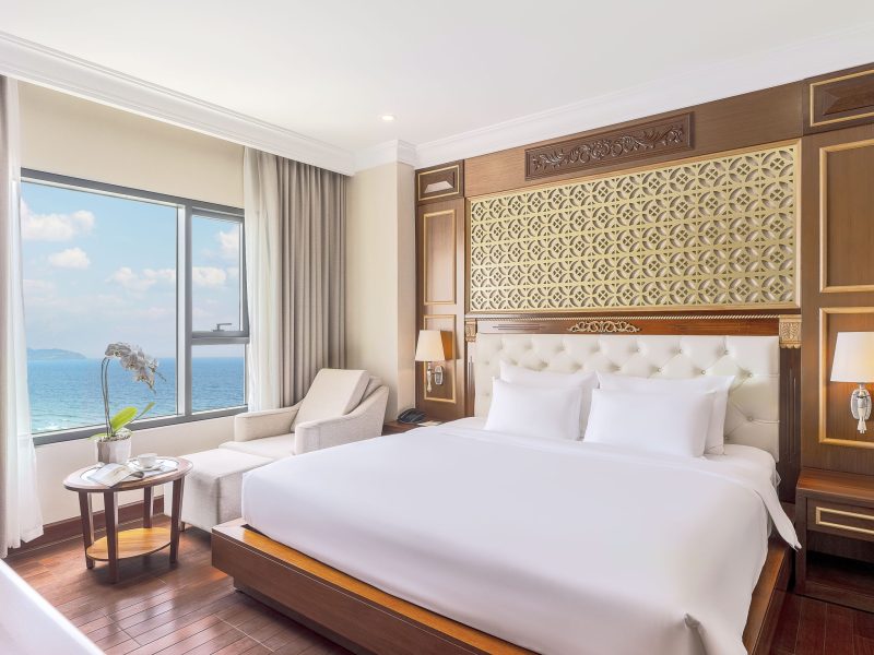 Executive Suite Ocean Front