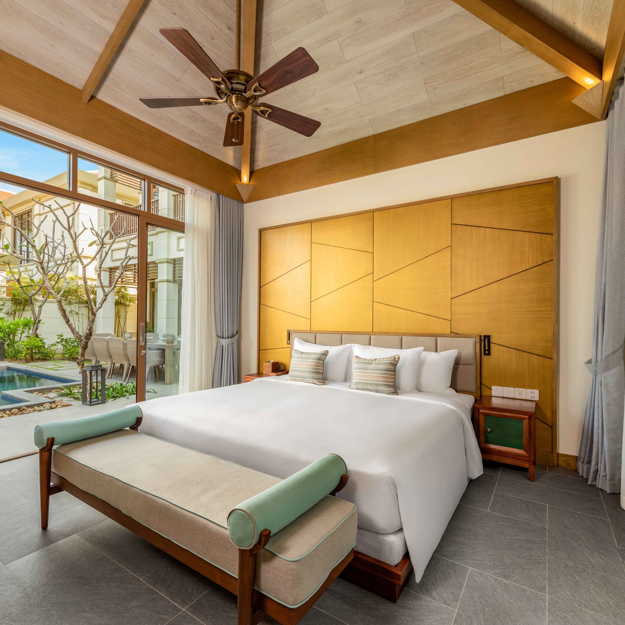 Three Bedroom Ocean Premium Pool Villa