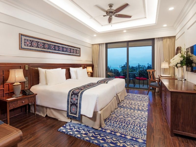 Balcony Classic Mountain