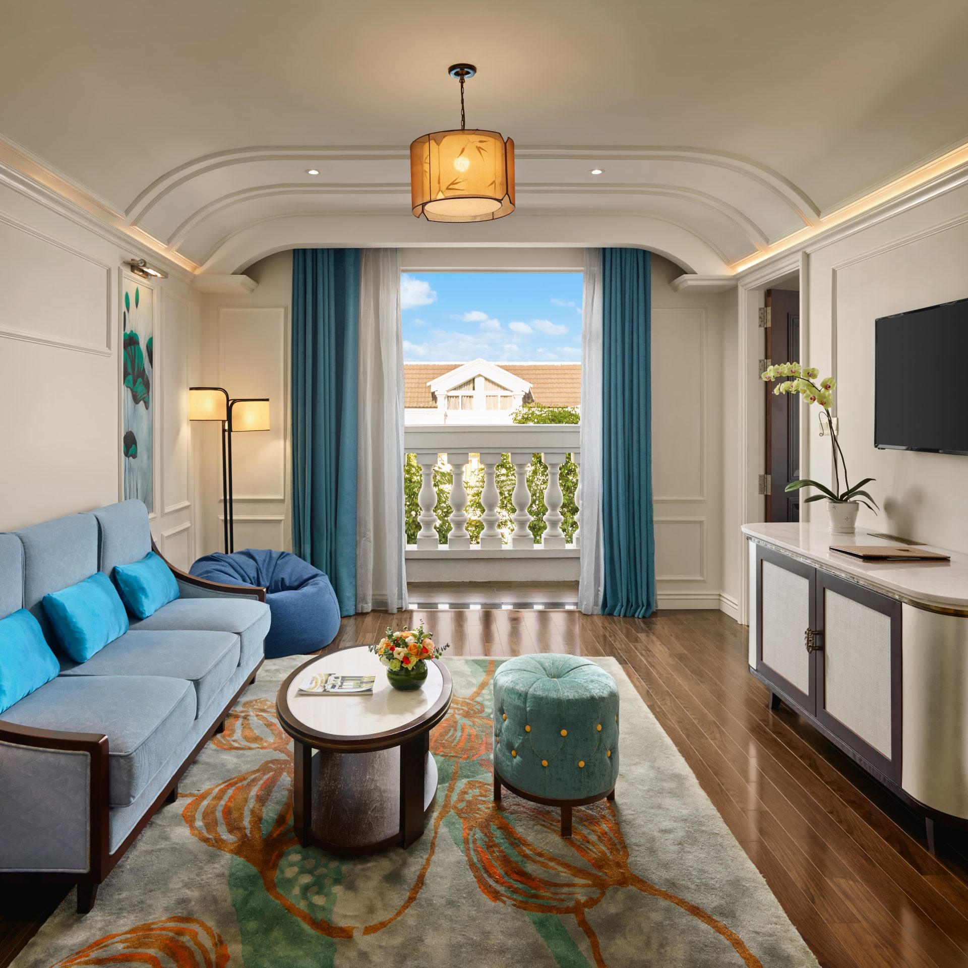 Deluxe Suite