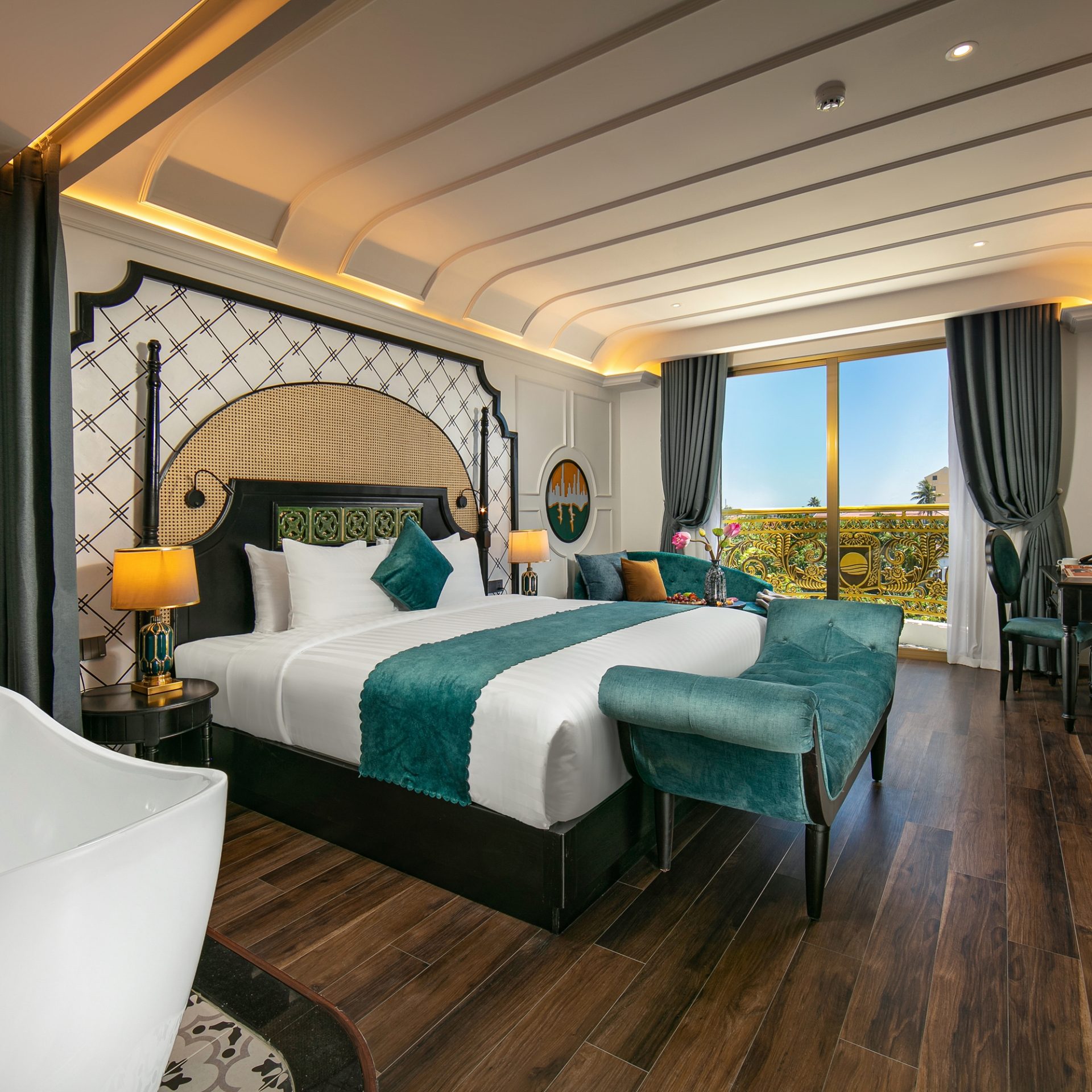 Deluxe Balcony with City view