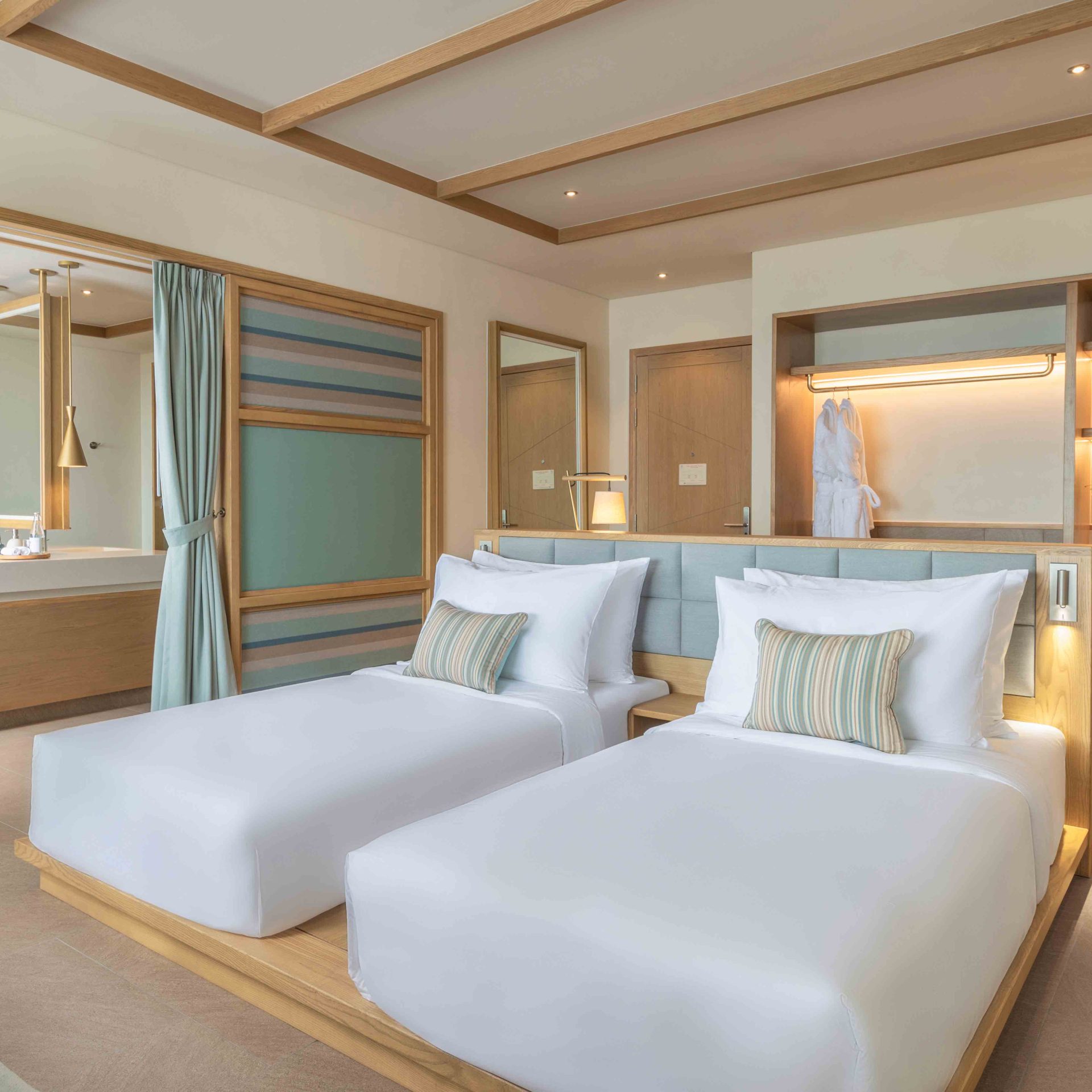 Garden View Suite * (No Spa)