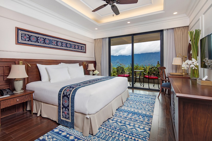 Balcony Premium Classic Mountain