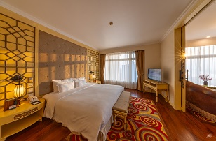 Senior Suite  River View